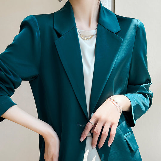 Damen Leichttaillierter Longblazer mit Knopfverschluss und Flap‑Taschen Shop Nory