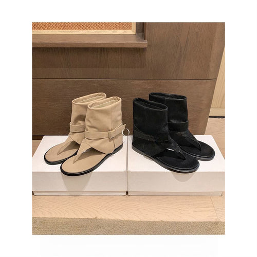 Damen Knöchelhohe Wildleder‑Sandale mit Zehensteg, Umschlagmanschette und Schnallenriemen Shop Nory