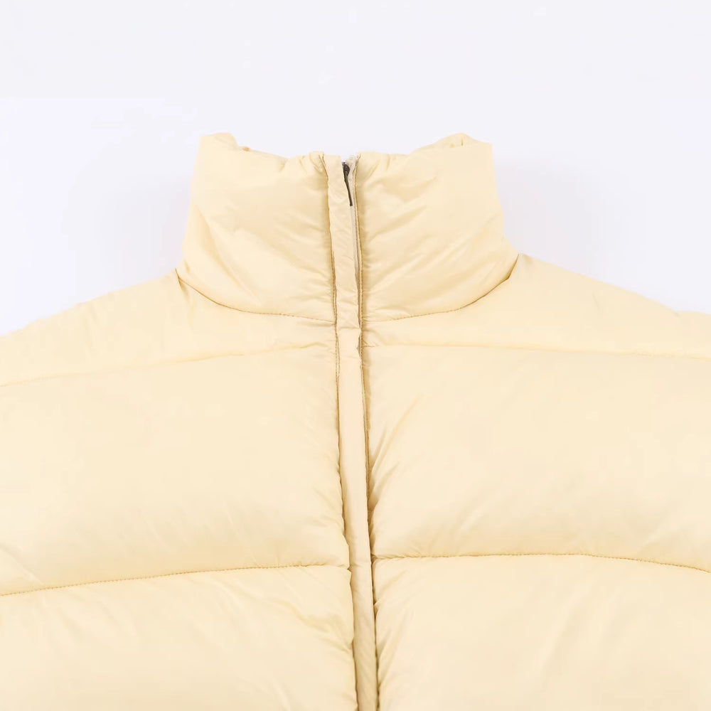 Damen Kurzsteppjacke im Carmen‑Look mit Tunnelzug‑Taillierung und voluminösen Ärmeln Shop Nory