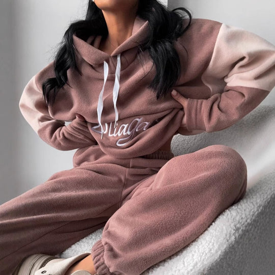 Damen kuscheliges Hoodie-Set mit kontrastärmel, elastischer High-Waist-Jogginghose und überschnittener Kapuze Shop Nory
