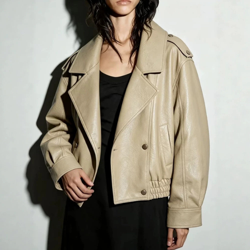 Damen Oversize Lederimitat-Blouson mit doppelreihiger Knopfleiste, weitem Revers und elastischem Saum Shop Nory