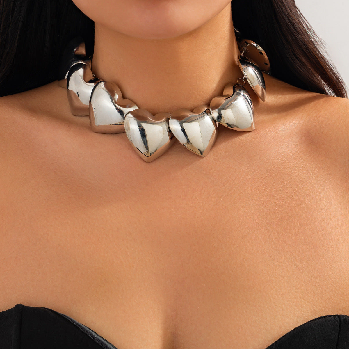 Damen Statement-Halskette aus glänzendem Herzdesign Shop Nory