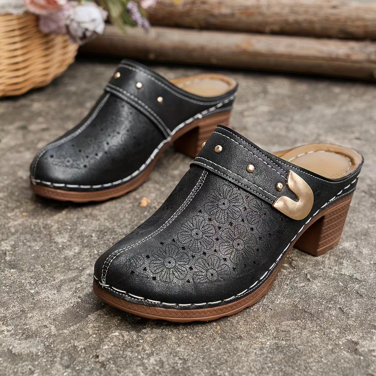 Damen Clogs mit atmungsaktivem Design und eleganten Perforationen