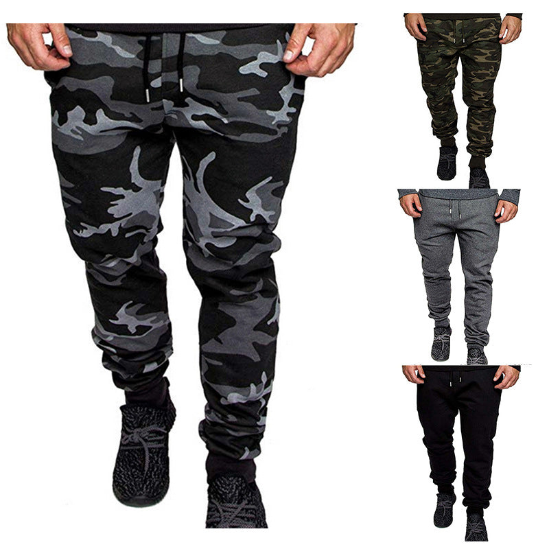 Herren Tapered Sweatpants aus Baumwollmix mit elastischem Bund, Tunnelzug und gerippten Bündchen Shop Nory