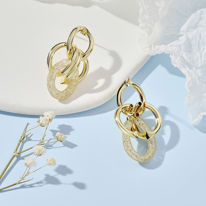 Damen Hängende Ohrringe mit luxuriösem, skulpturalem Design Shop Nory
