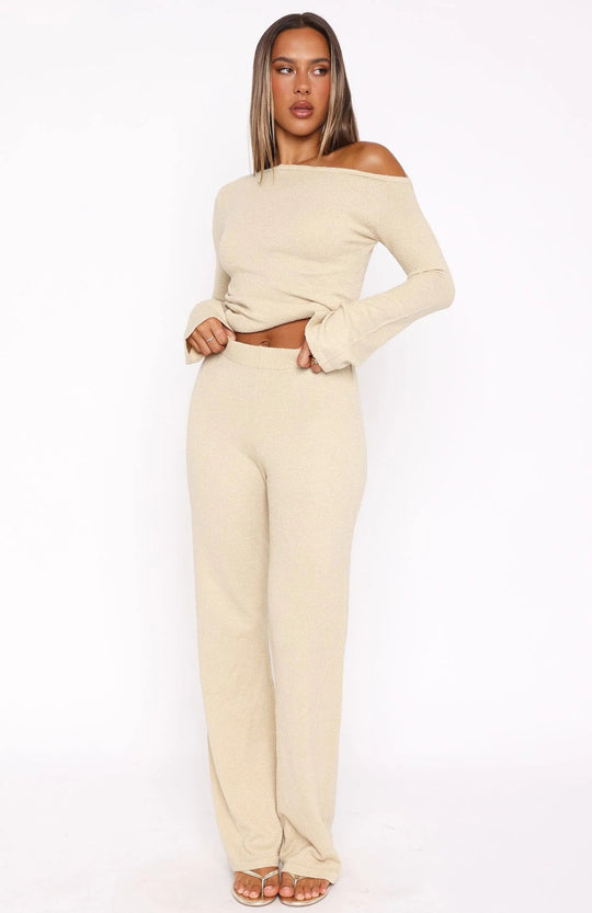 Damen Zweiteiliges Strick-Loungewear-Set mit Carmen‑Ausschnitt und weitem High‑Waist‑Hosenbein Shop Nory