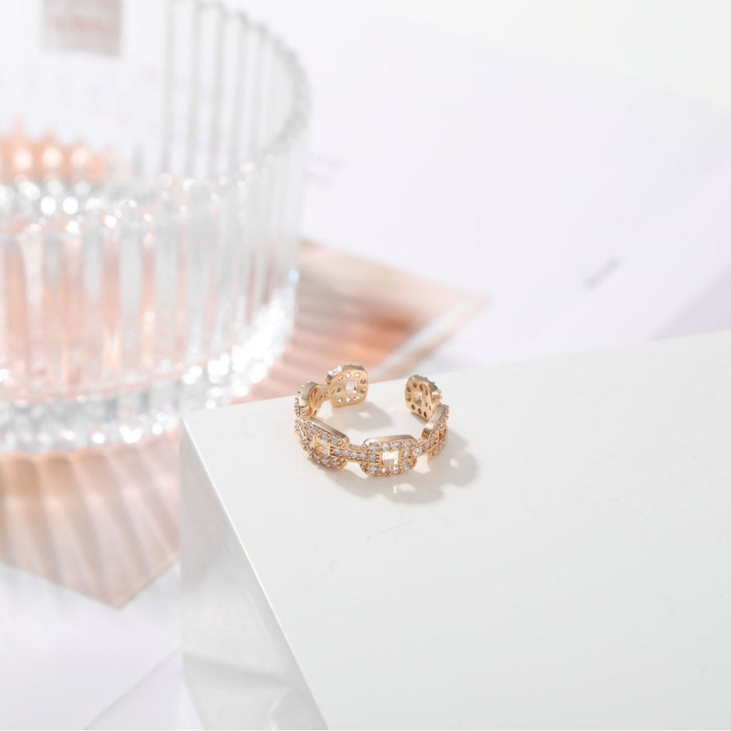 Damen eleganter und funkelnder Ring mit Kristallverzierung Shop Nory