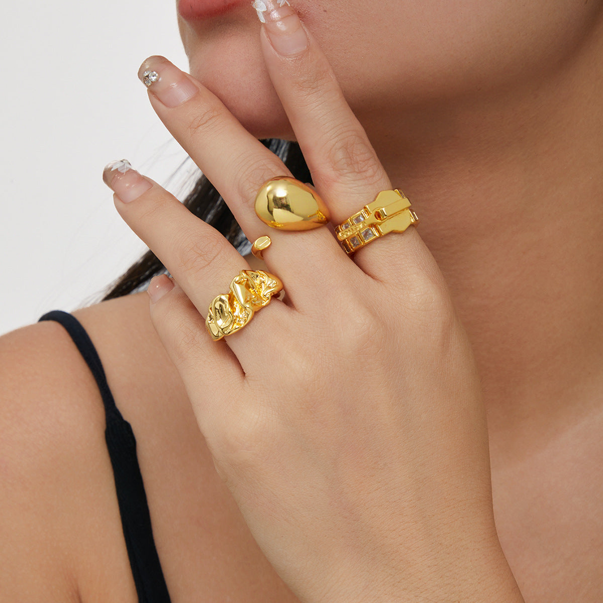 Damen skulpturaler Ring aus hochwertigem Metall Shop Nory
