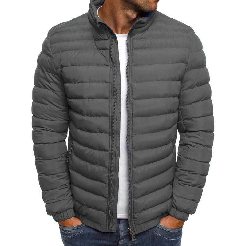 Herren leichte Steppjacke mit hohem Kragen und elastischen Bündchen