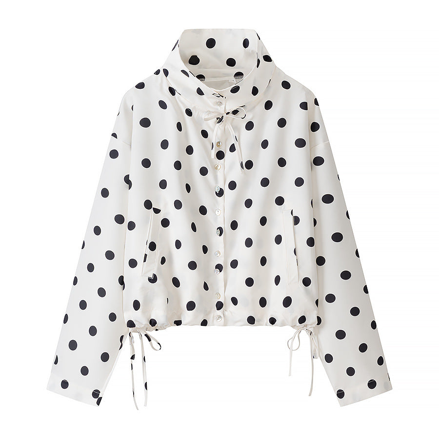 Damen Kurzjacke im Regenparka-Stil mit Stehkragen, Tunnelzug und Punkteprint Shop Nory