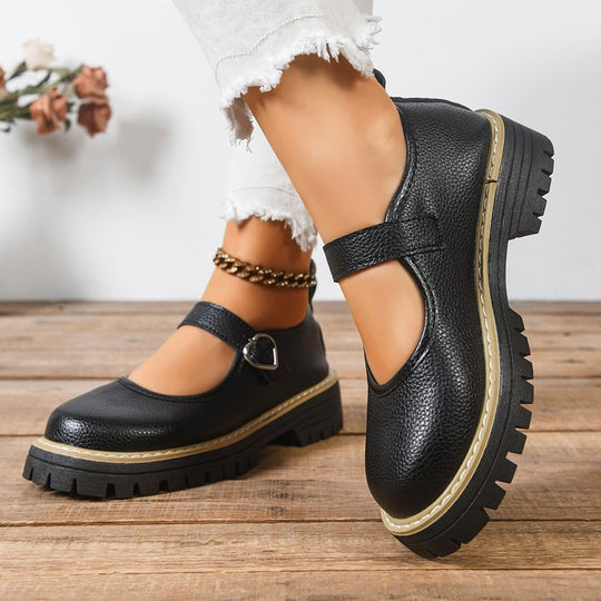 Damen Riemchen‑Slipper im Mary‑Jane‑Stil mit grober Profilsohle und Herzschließe Shop Nory