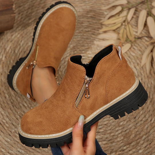 Damen Kurzschaft-Stiefelette aus Veloursoptik mit robust profilierter Sohle und seitlichem Reißverschluss Shop Nory
