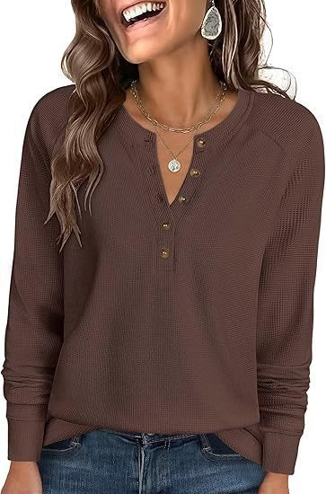 Damen Waffelstrick-Henley-Longsleeve mit Knopfleiste, Raglanärmeln und gerippten Bündchen Shop Nory