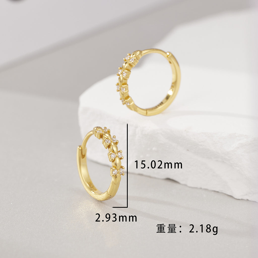 Damen Ohrstecker mit glitzernden Zirkonia und edlem Design Shop Nory