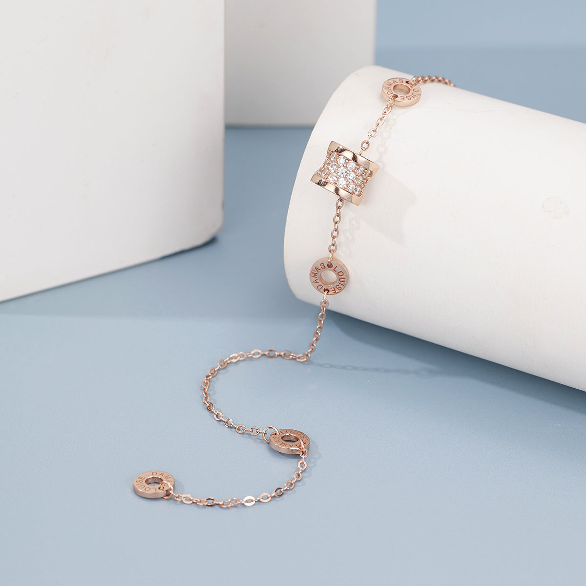 Damen elegantes Armband mit funkelndem Kristall-Details Shop Nory