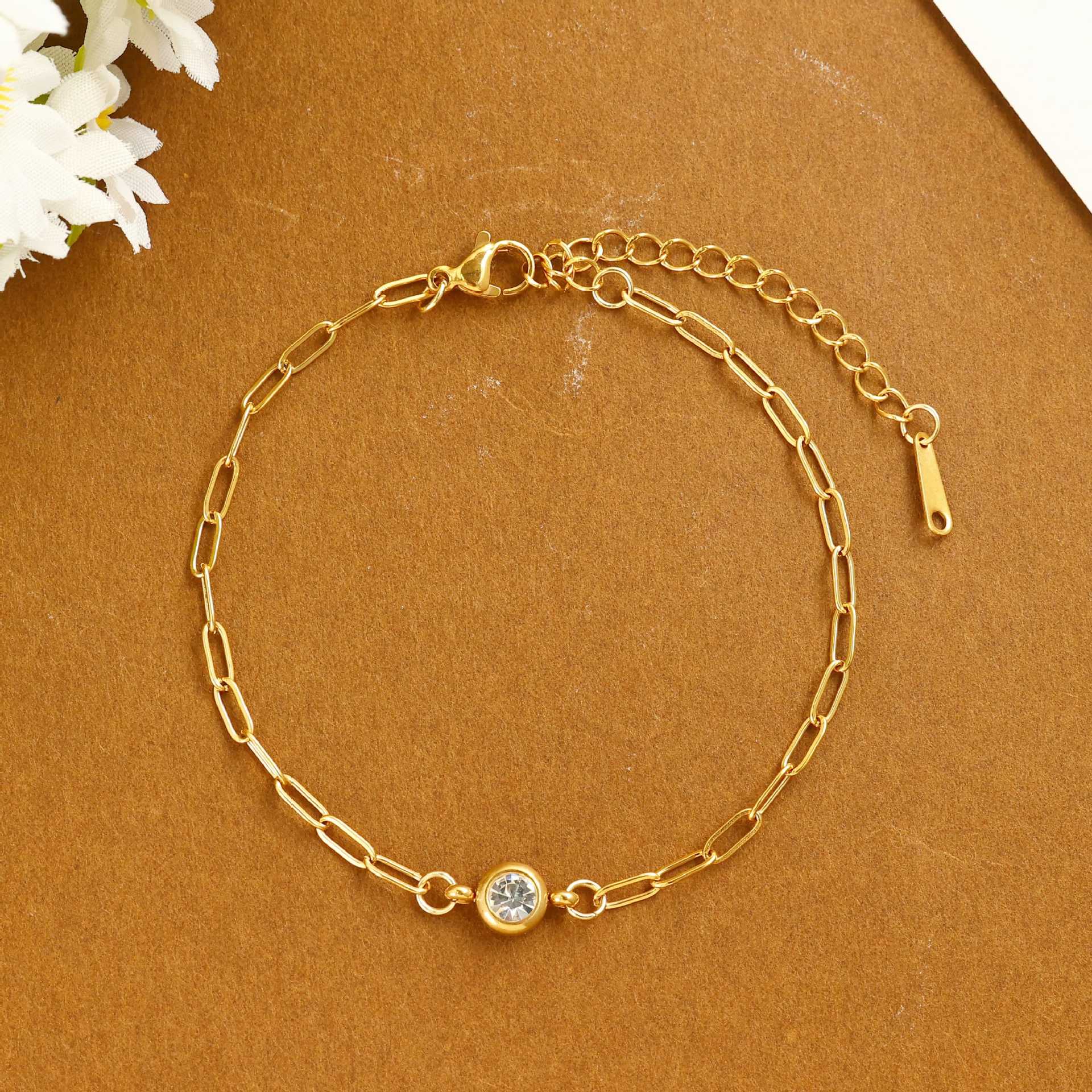 Damen zartes Armband mit funkelndem Kristall Shop Nory
