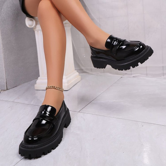 Damen klobige Loafer mit grober Profilsohle und Plateauabsatz Shop Nory
