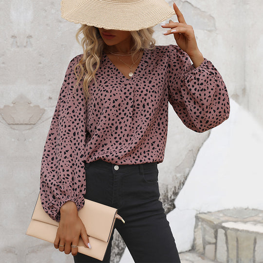 Damen Leichte Viskose-Bluse mit V‑Ausschnitt, elastischen Manschetten und Animal‑Print Shop Nory
