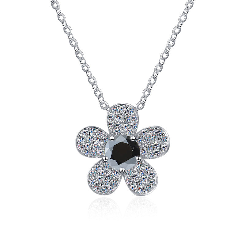 Damen Halskette mit floralen Anhänger und funkelnden Kristallen Shop Nory