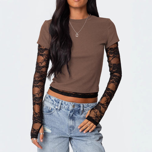 Damen Kurzgeschnittenes T‑Shirt mit transparenten Spitzenärmeln Shop Nory