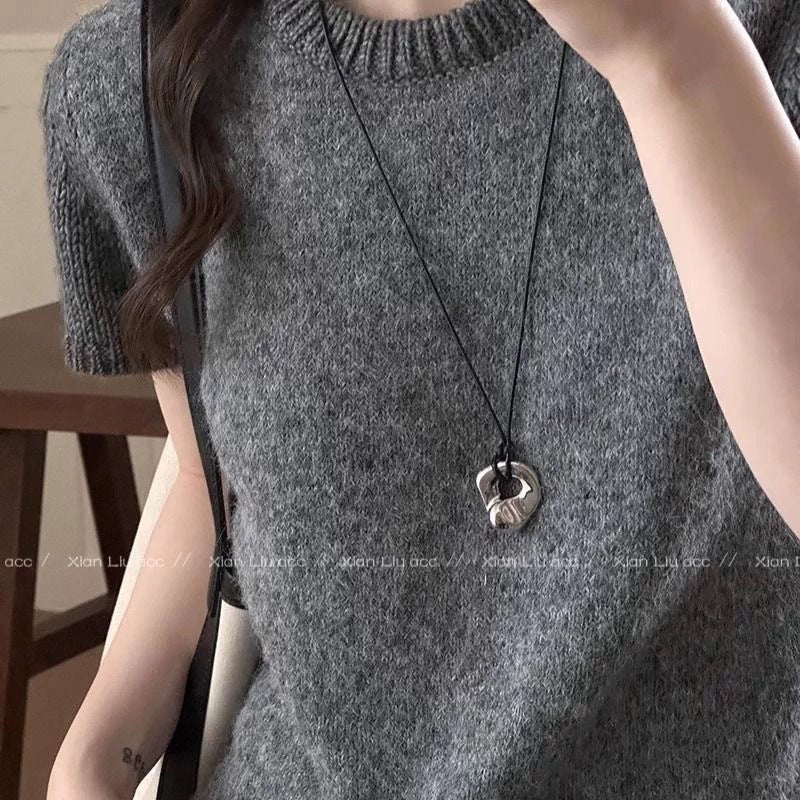 Damen Halskette mit modernem, glänzendem Anhänger Shop Nory