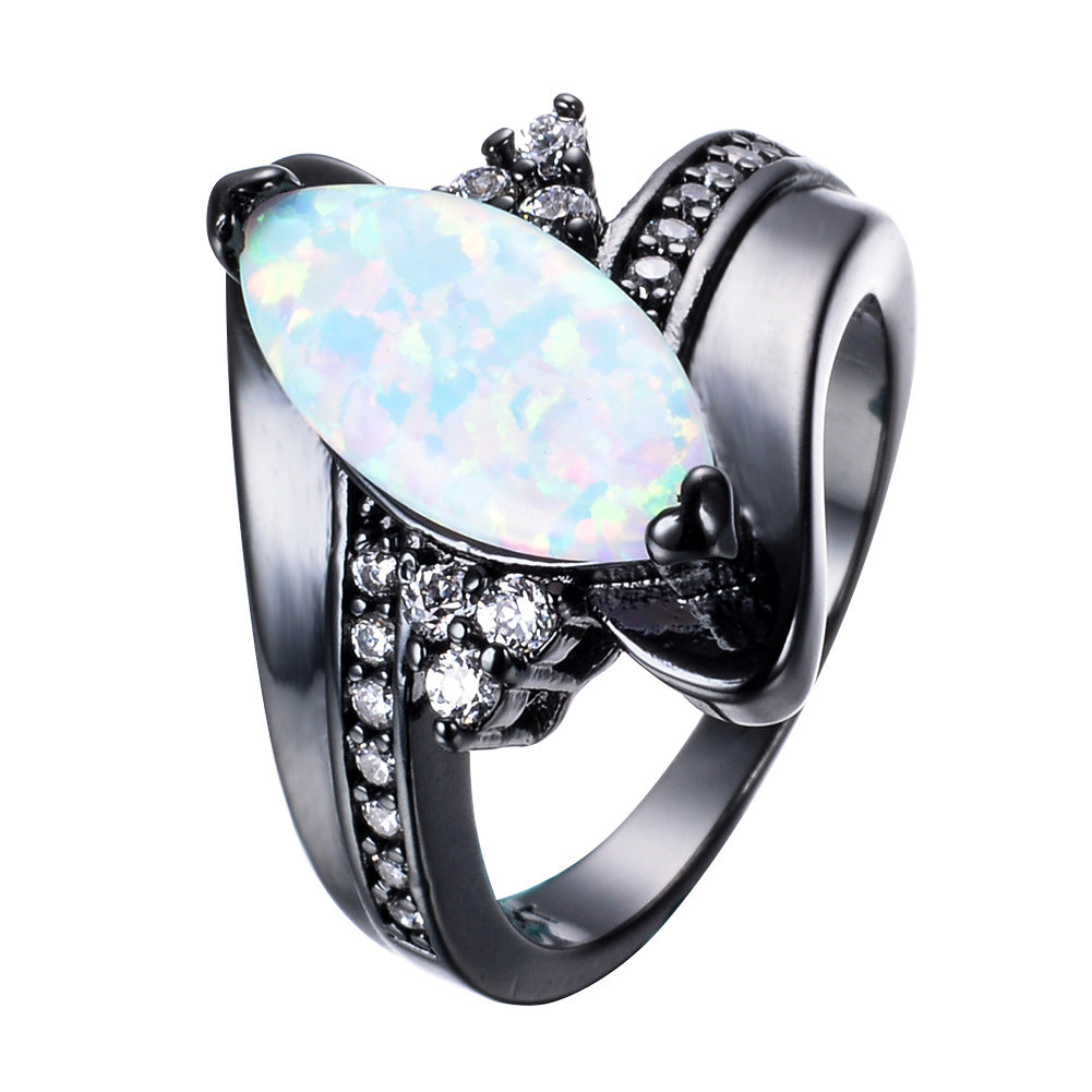 Damen Ring mit schimmerndem Opal und elegantem Zirkonia-Design Shop Nory