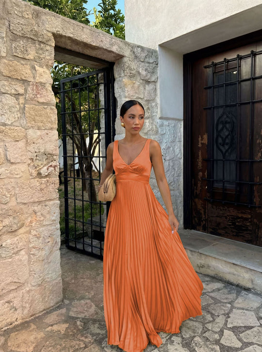 Damen Plisseekleid mit tiefem V-Ausschnitt und eleganter Silhouette
