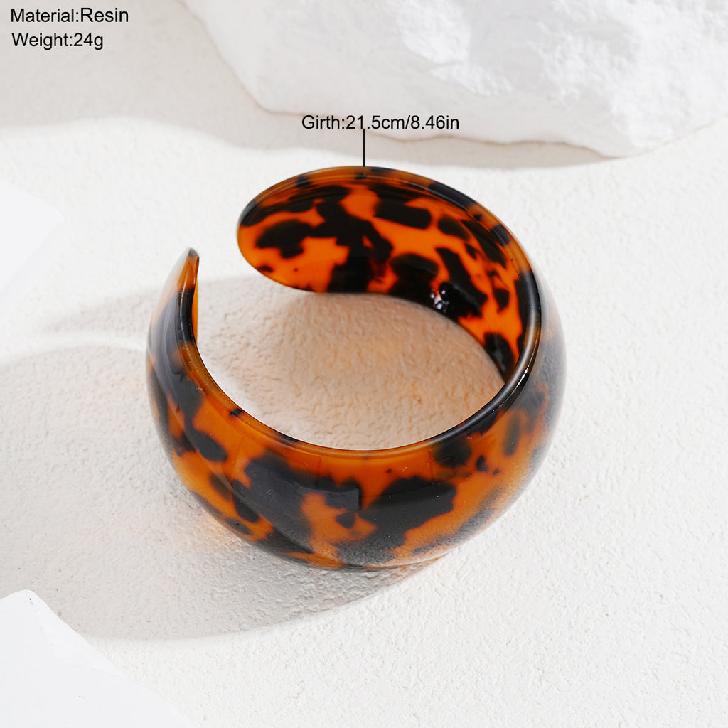 Damen modischer Acrylarmreif Shop Nory