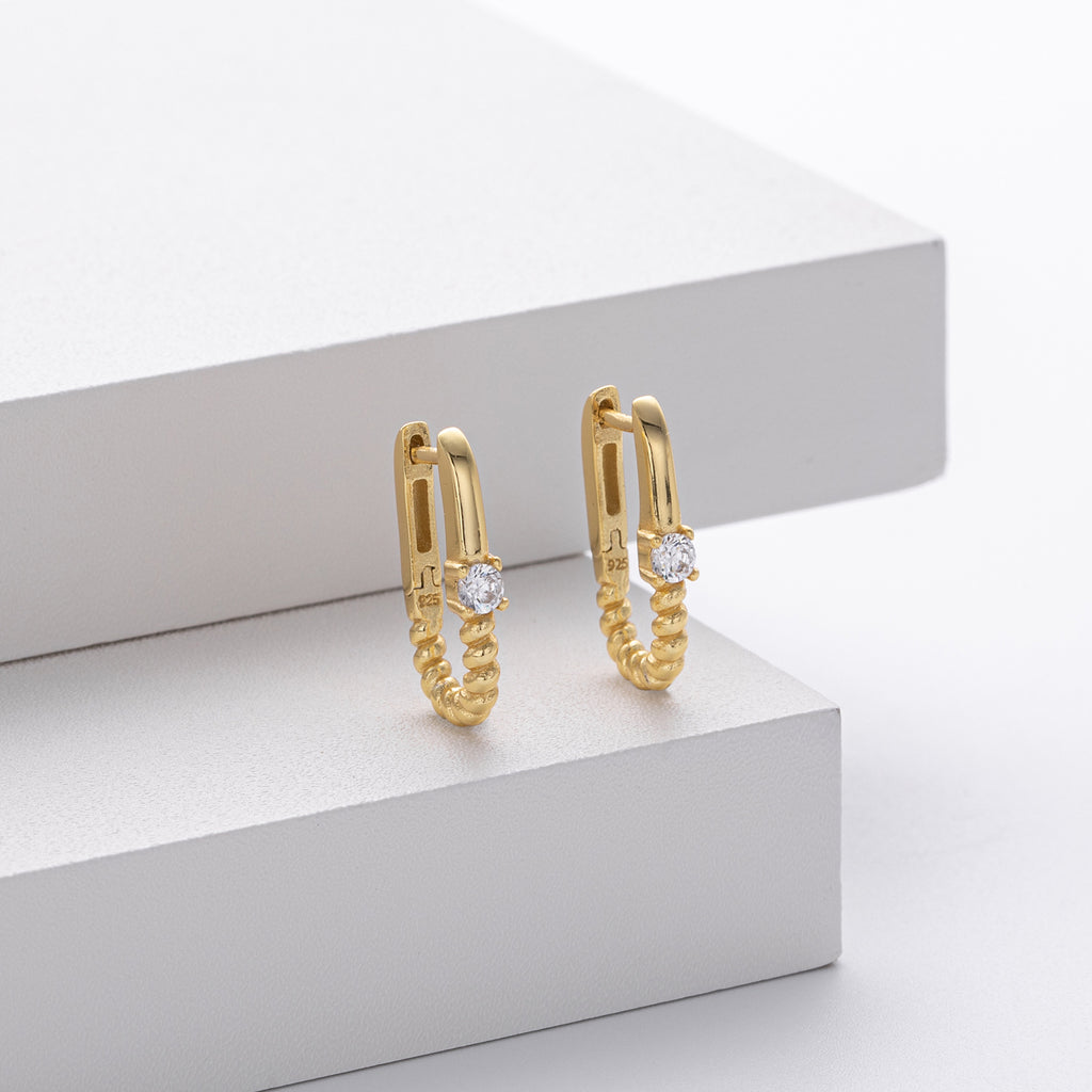 Damen Ohrhänger mit elegantem Twisted-Design und hochwertigem Zirkonbesatz Shop Nory