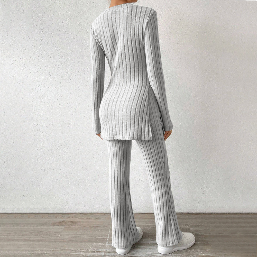 Damen geripptes Feinstrick-Lounge-Set mit seitlicher Saumschlitzen, figurbetontem Longsleeve und weitem Highwaist-Hose Shop Nory