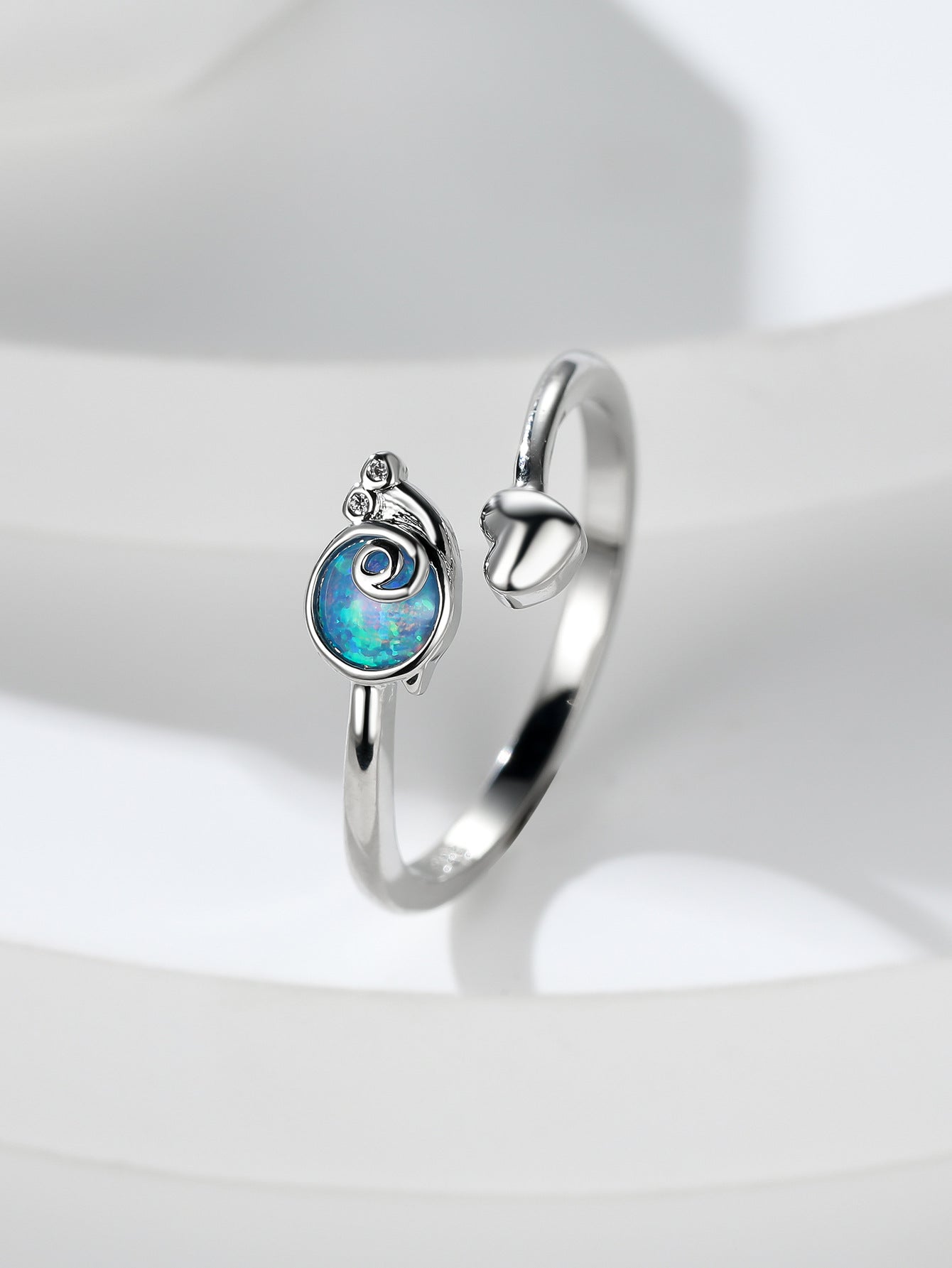 Damen Ring mit filigranem Design und schimmerndem Opal-Shop Nory