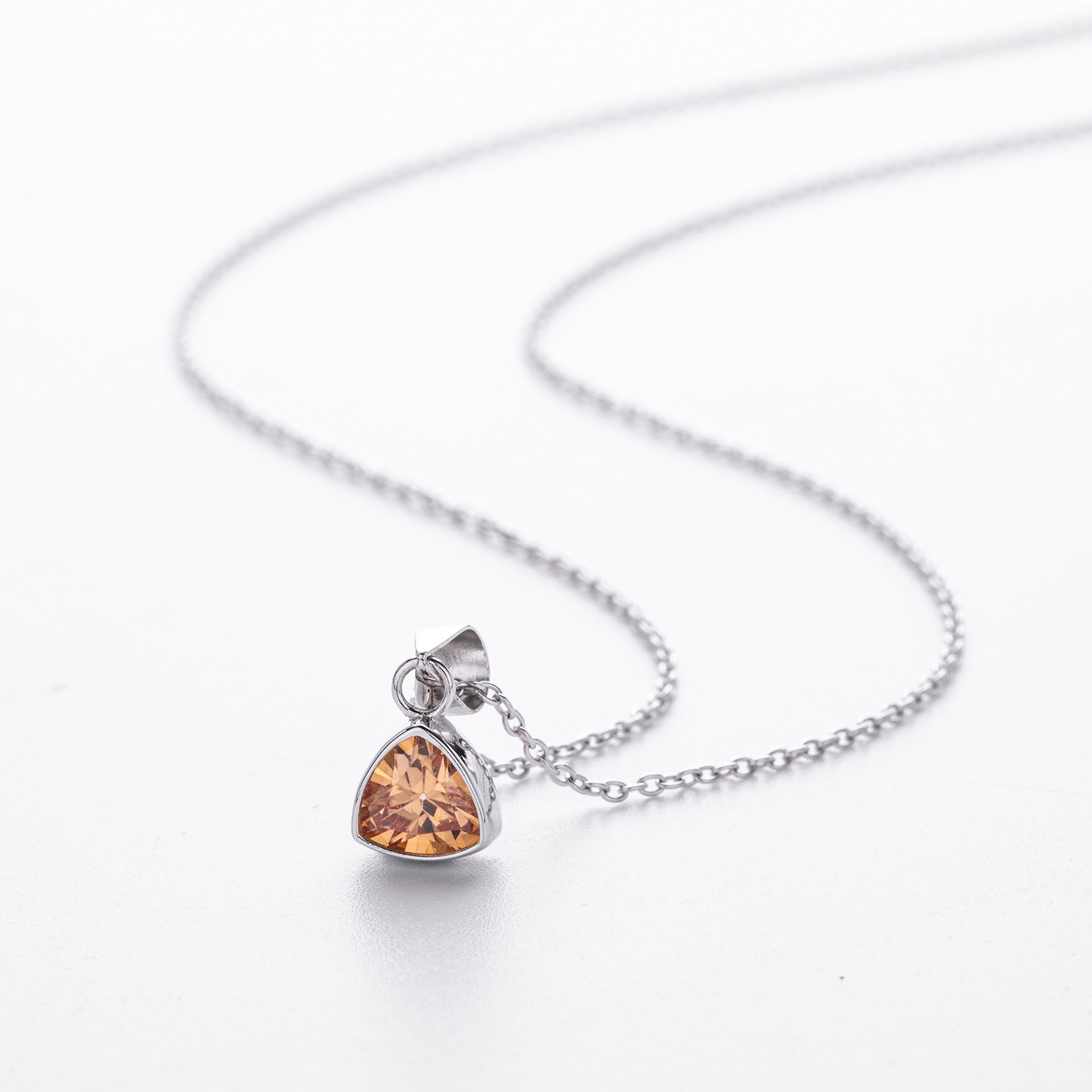 Damen Halskette mit luxuriösem Zirkonanhänger Shop Nory