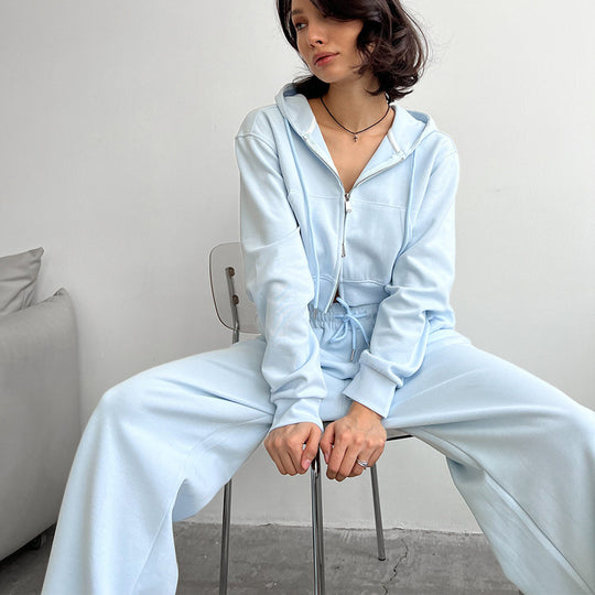 Damen kurzes Zip-Kapuzenjacken- und High-Waist Wide-Leg Jogginghose Set aus weichem French Terry Shop Nory