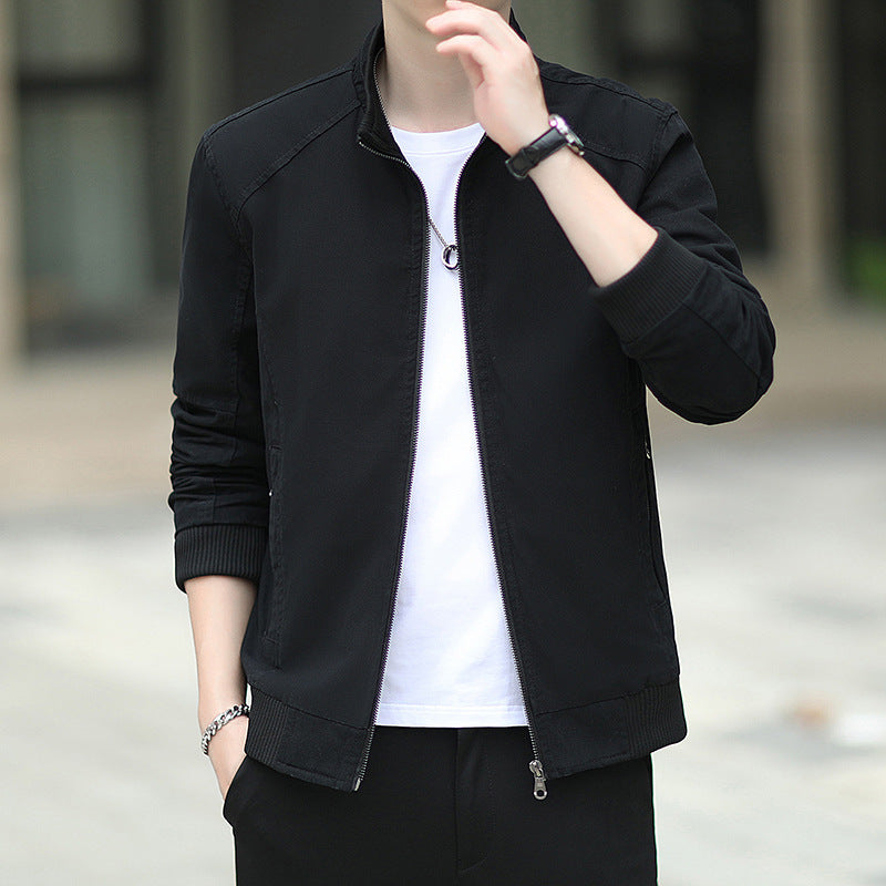 Herren schmal geschnittener Microcanvas‑Bomber mit hohem Stehkragen, verdecktem Reißverschluss und elastischen Rippbündchen Shop Nory