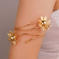 Damen Offener Armreif mit floralen Akzenten Shop Nory