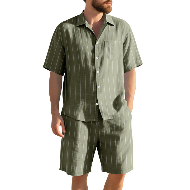 Herren Kurzarm-Pyjama-Set mit dezentem Streifenmuster und praktischer Brusttasche ShopNory