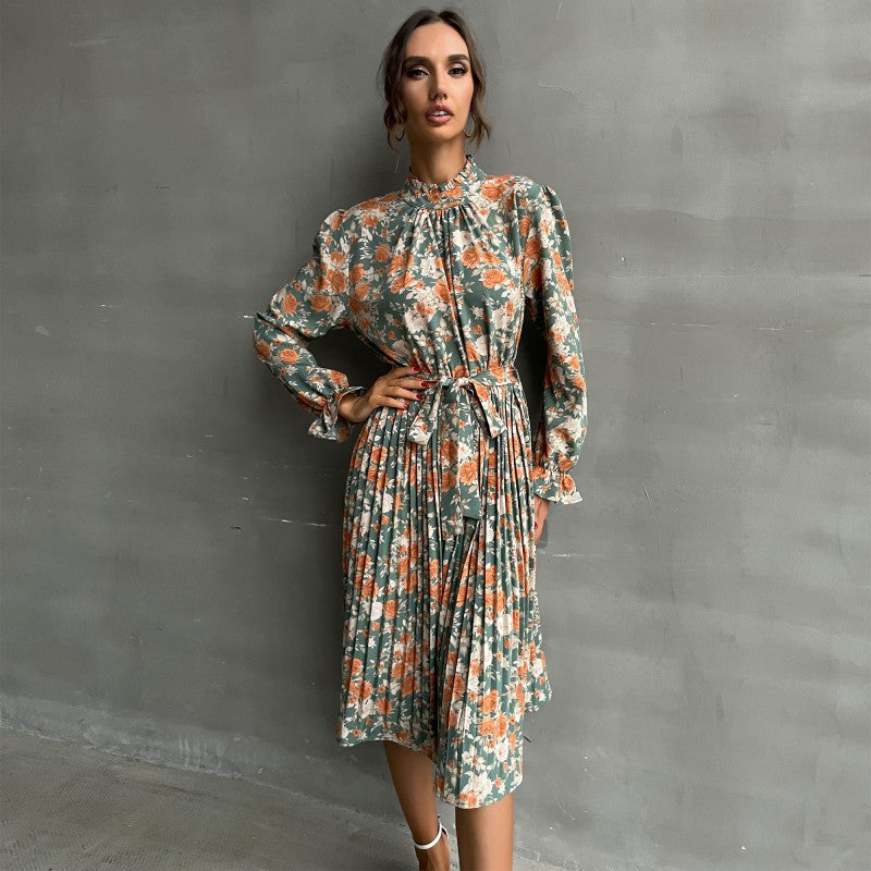 Damen Plissiertes Midikleid mit Rüschenkragen, Bindegürtel und floralem Allover-Print Shop Nory