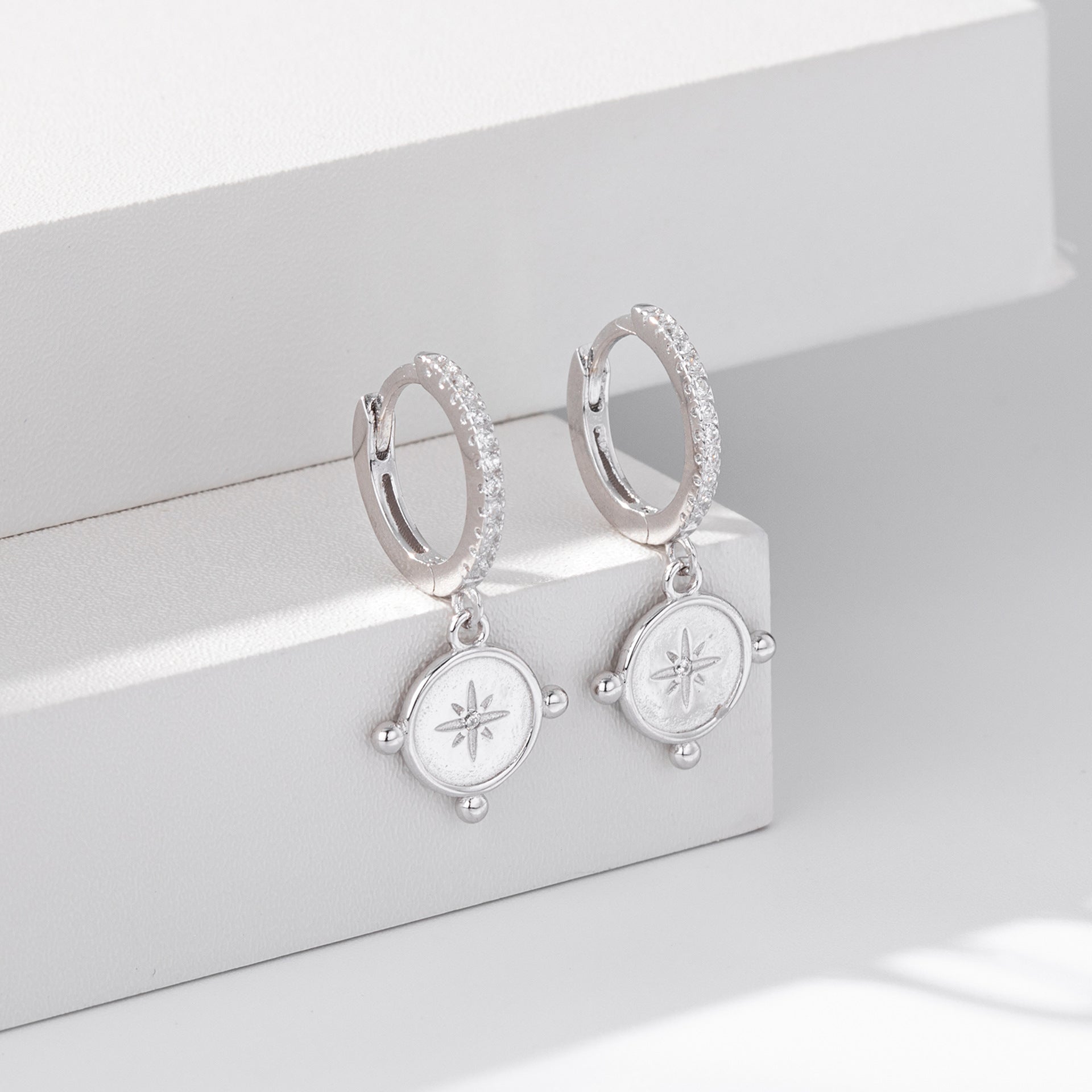 Damen Ohrhänger mit luxuriösem Zirkon-Anhänger aus 925 Sterling Silber Shop Nory