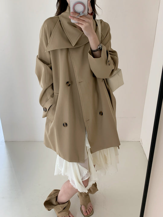 Damen Kurztrench mit extra weitem Revers, Raglanärmeln und Hornknopfdetails Shop Nory