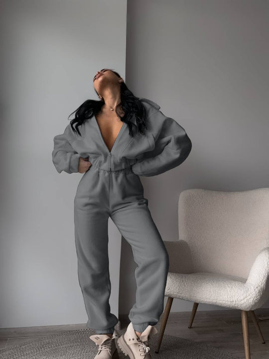 Damen kurzes Reißverschluss-Hoodie mit elastischem Bund und schmal zulaufender High-Waist-Jogginghose aus schwerem French-Terry Shop Nory