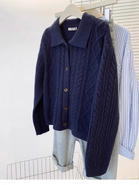 Damen Strickjacke mit Zopfmuster, Umlegekragen und Knopfleiste Shop Nory