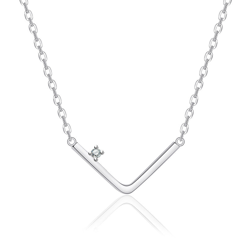 Damen Halskette mit modernem V-Design und funkelndem Zirkonia-Akzent Shop Nory
