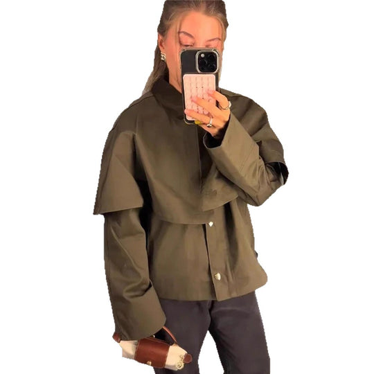 Damen Kurztrenchjacke mit Cape-Overlay und Oversize-Ärmeln Shop Nory
