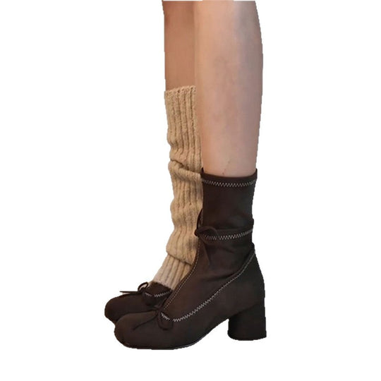 Damen mittelhohe Samtvelours‑Stiefeletten mit runder Zehenpartie, Ziernähten und dekorativen Schleifen Shop Nory