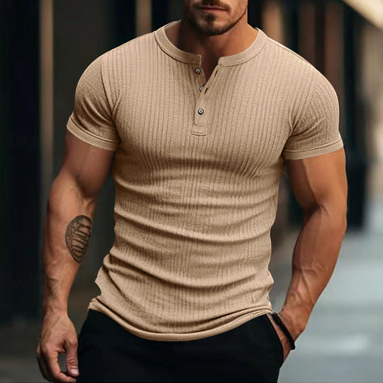 Herren nan eng anliegendes Kurzarm-Henleyshirt mit Rippenstruktur und kurzer Knopfleiste