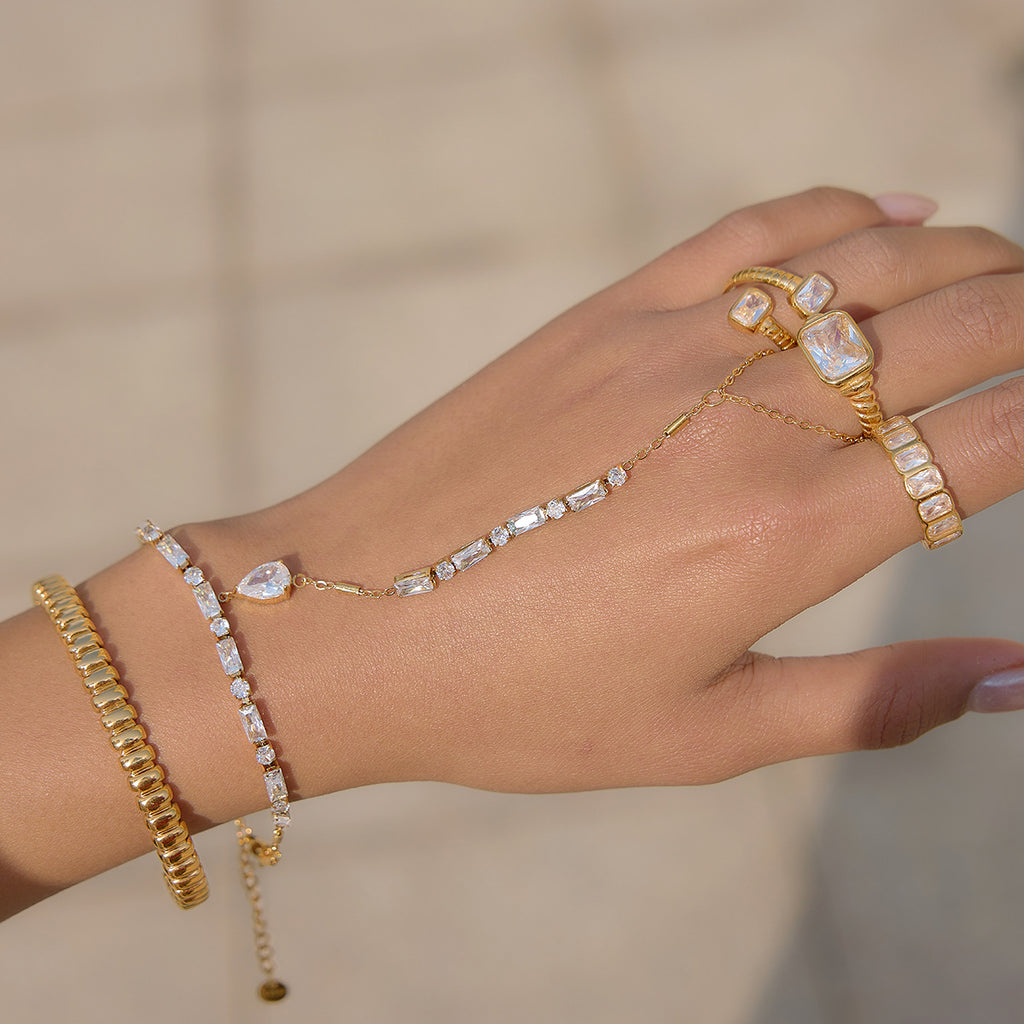 Damen Glänzendes Edelstahl-Armband mit funkelnden Zirkonia-Elementen Shop Nory