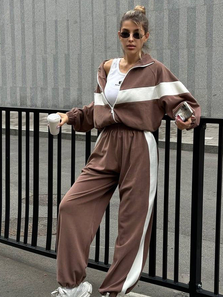 Damen sportliches Fleece-Set mit Reißverschluss und kontrastierenden Seiteneinsätzen