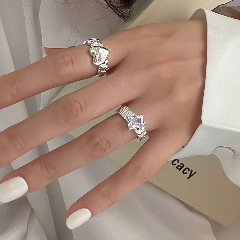 Damenring mit elegantem Design und funkelndem Zirkonstein Shop Nory