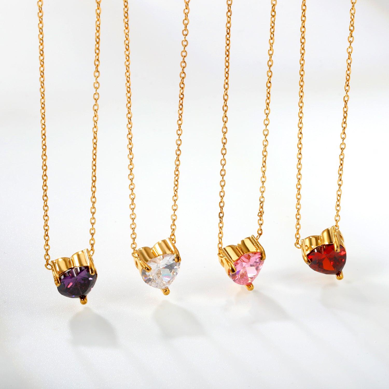 Damen Halskette mit herzförmigem Kristallanhänger und verstellbarer Kette Shop Nory