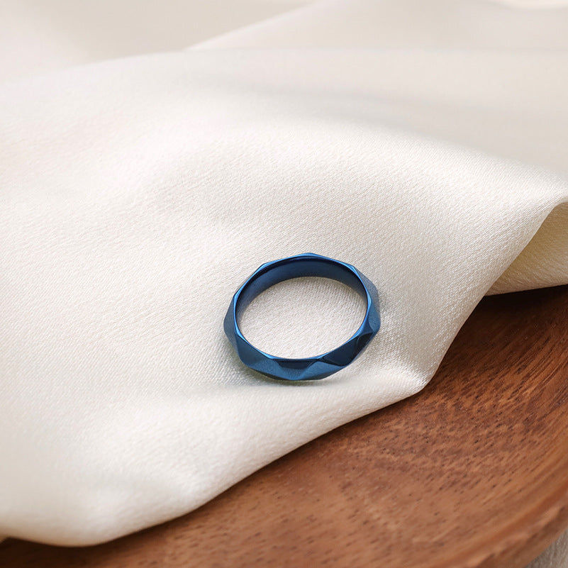 Damen Modischer Ring mit facettierter Oberfläche Shop Nory